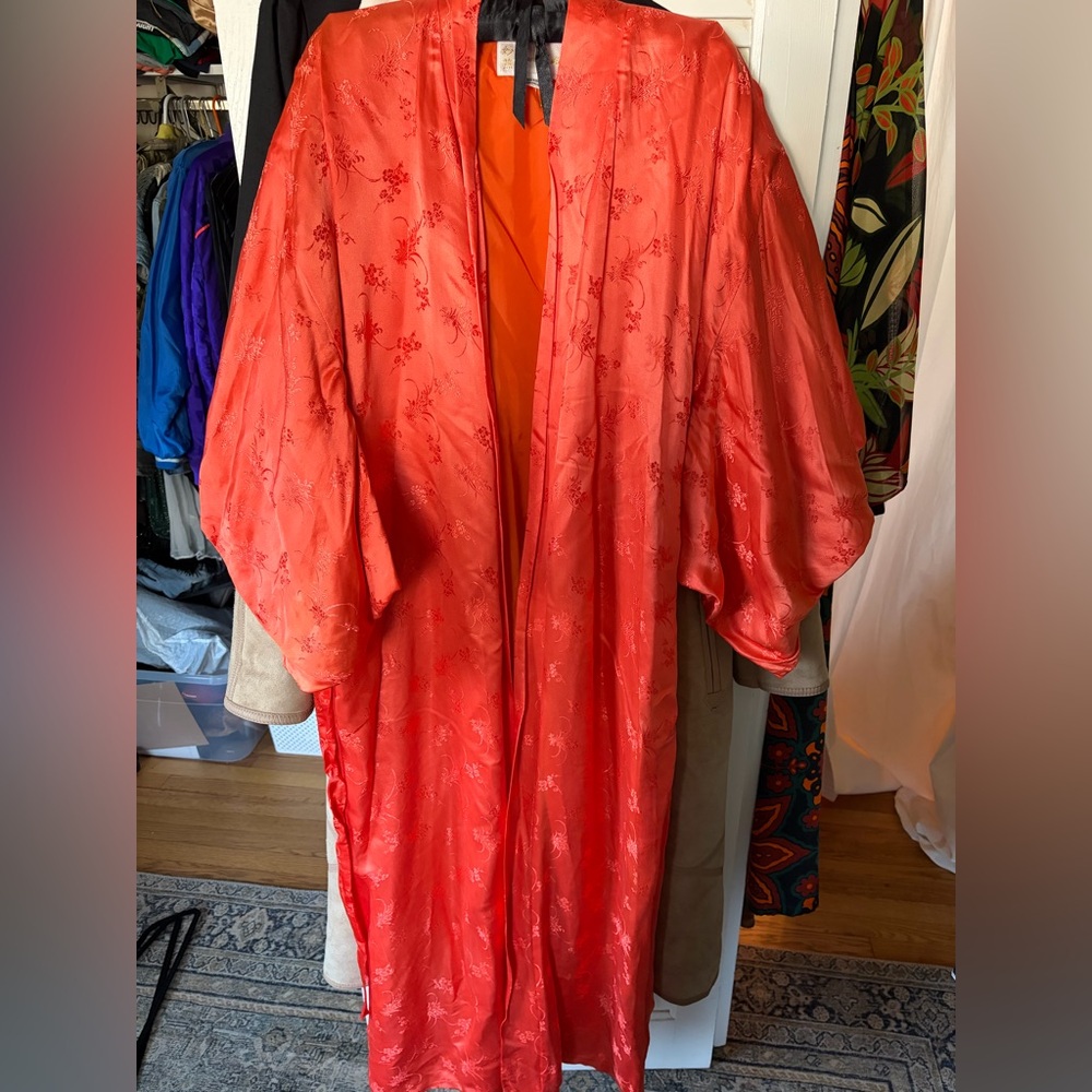 Vintage Elegant Orange Floral Silk Kimono